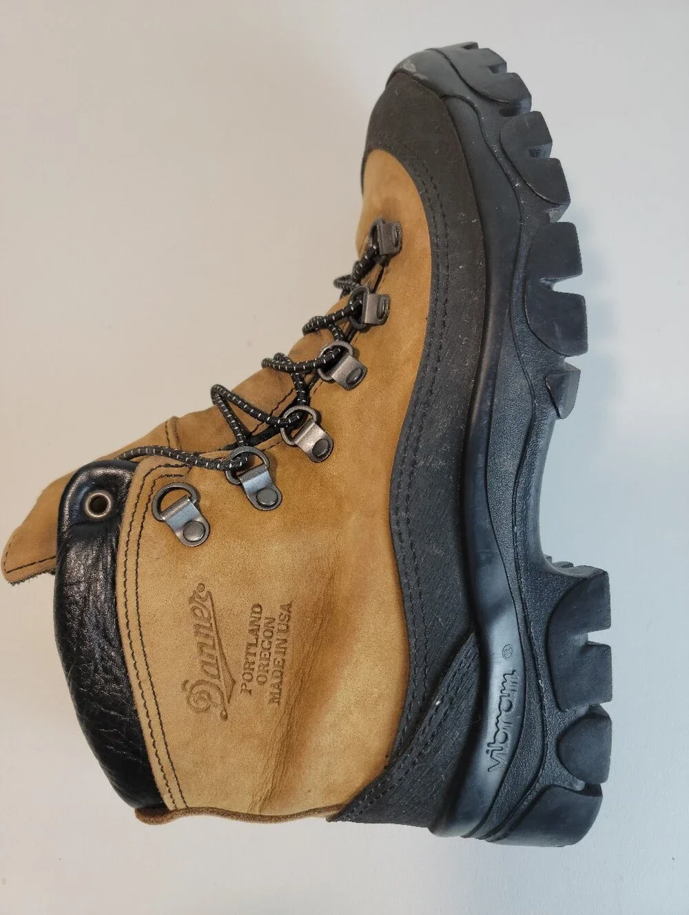 Danner Combat Hiker 43513X Boots Men's US 7 W Made In USA Vibram Sole Military